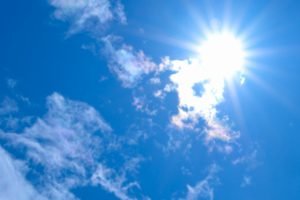 熟練サーフィン女子に聞いた日焼け止めの選び方&塗り方!おすすめ商品も!