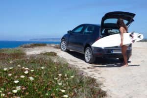 車に積んでおくべきサーフィングッズ11選！定番〜便利アイテムまで！