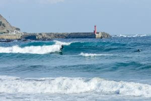 鴨川でサーフィン！ポイントの特徴や駐車場は？初心者でも入れる？