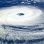 台風発生・移動のメカニズムをわかりやすく解説!もたらす波の特徴も!【気象予報士解説】