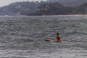 飲む日焼け止めの仕組みとは？サーファーは塗るタイプとの併用がおすすめ？