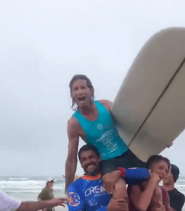 ジョエルチューダーとケリスカレオパが優勝!Noosa Longboard Open