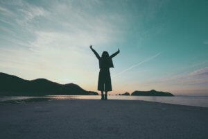 海好きにおすすめの仕事13選!レジャー・安全・生き物に関わる職種はこれ