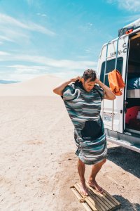 おしゃれ&エコフレンドリーなNOMADIX™️のポンチョが日本展開を開始