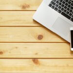 リモートワークで波乗り生活が充実する!?相性が良い・悪い職種とは?