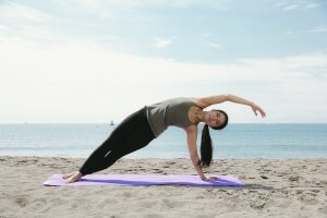 【水野亜彩子 監修】簡単ピラティスエクササイズ|サーフィンの上達〜ダイエットにも