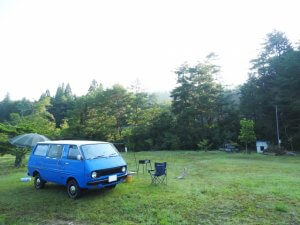 車中泊でシャワーを浴びるには?お風呂事情やおすすめアイテムも