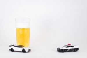 車中泊の時に運転席での飲酒は問題ない！？注意点とは？