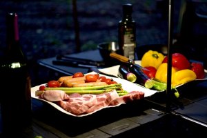 アウトドア用の食器セットおすすめ5選!ホーローなど