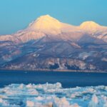 流氷とは何?でき方や見られる場所は?地球温暖化による影響についても